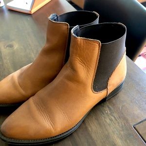Vintage tan leather booties (size 40)